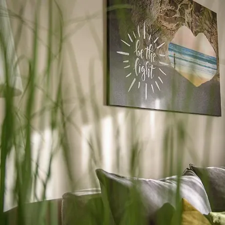 Iggy Luxury Apartment Hunedoara Exterior foto