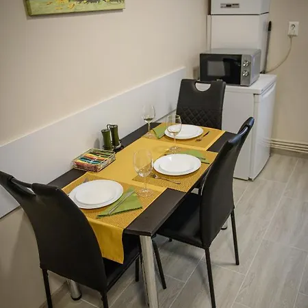 Iggy Luxury Apartment Hunedoara Exterior foto